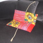 Pochette en tissu fleurs et poncho