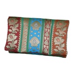 Petite pochette en brocart de soie matelassé