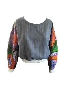 Sweat court en laine et wax fleurs et rayures